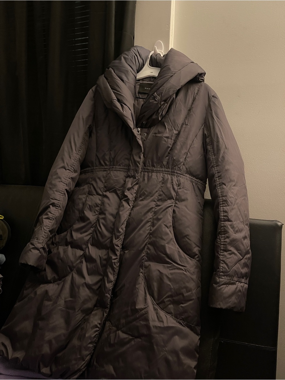 Tahari Women's Long Puffer Jacket W/Hood Dark Gray EUC